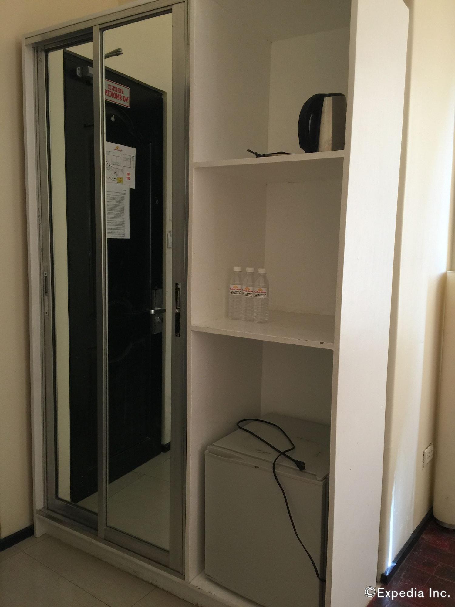 Arabelle Suites Tagbilaran Eksteriør bilde